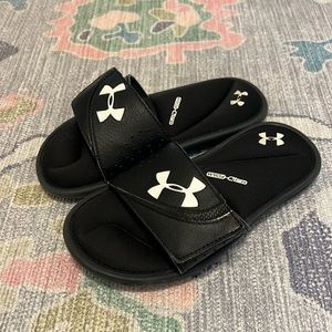 VGUC Kids Under Armour Slide Sandals